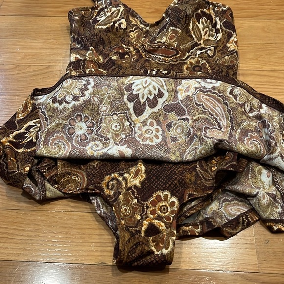 Maxine women’s one piece swimsuit size 14. - Picture 2 of 7